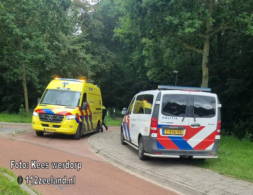 Fietser beland in sloot